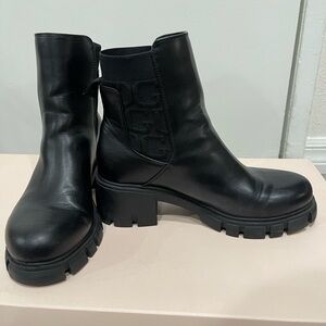 Guess boots, black size 8.5